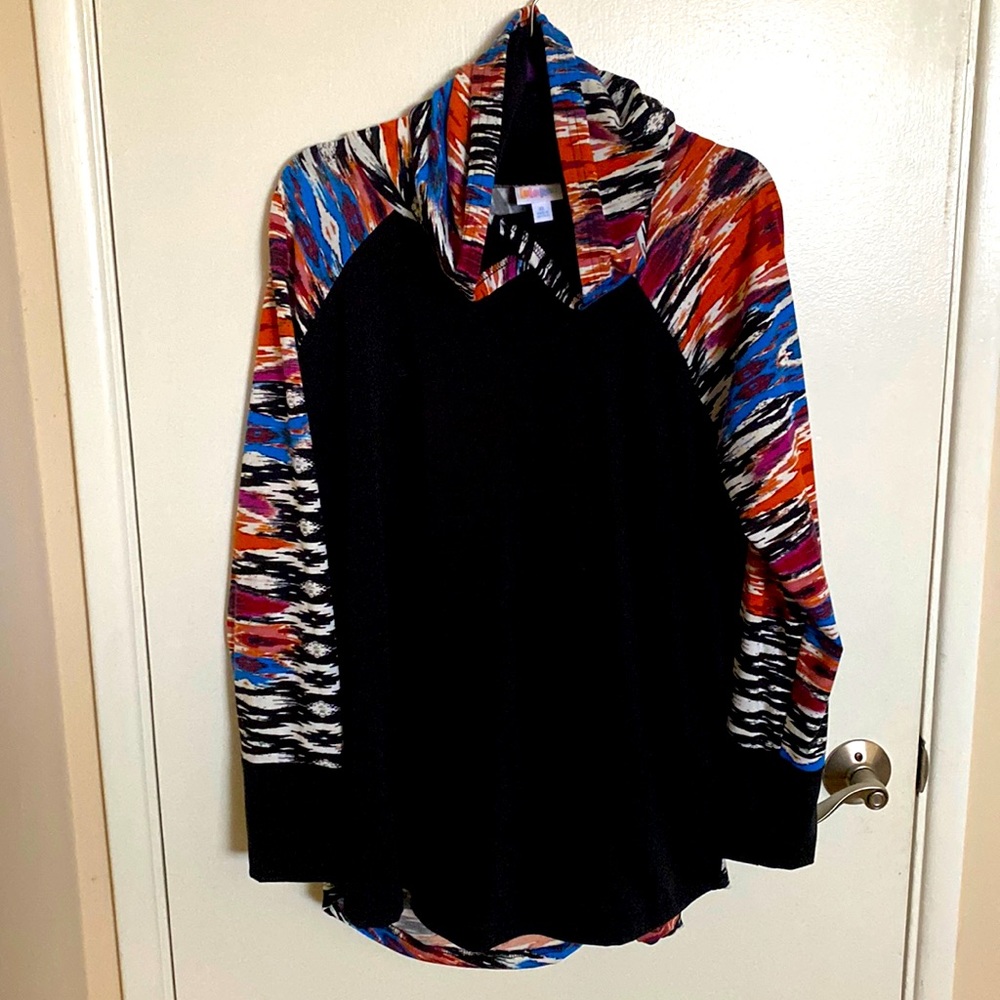 LuLaRoe Amber hoodie- size XL